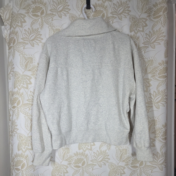 Abercrombie & Fitch soft AF Drama Wedge Henley Sweatshirt Top Large Cozy EUC - Picture 5 of 12